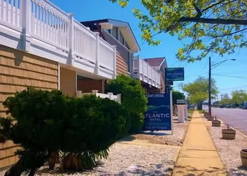 Atlantic Motel hotel thumbnail 3