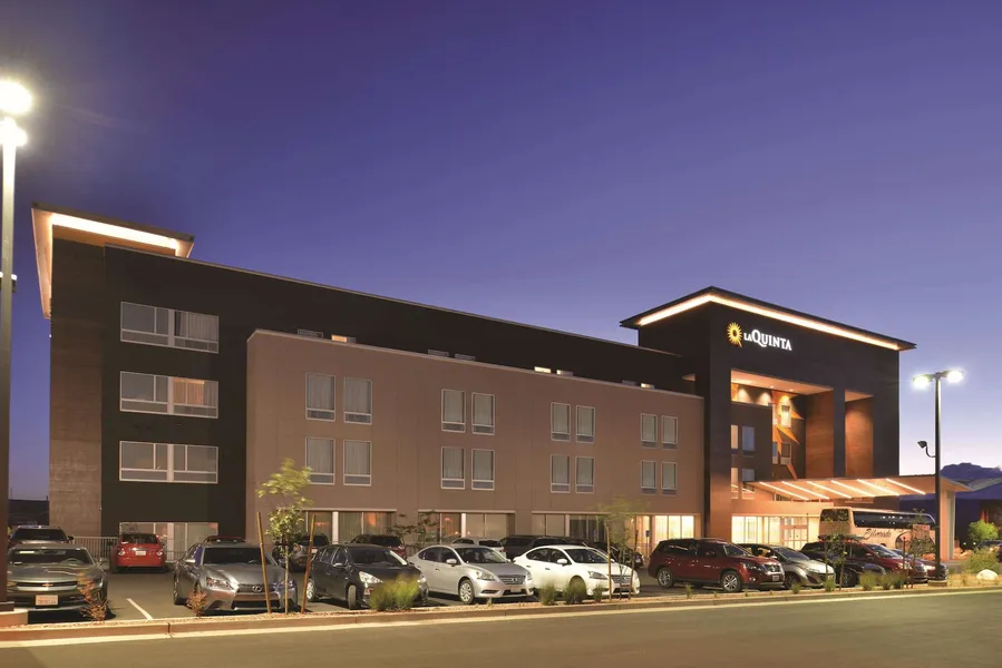 La Quinta Inn & Suites by Wyndham Page at Lake Powell hotel detail image 6