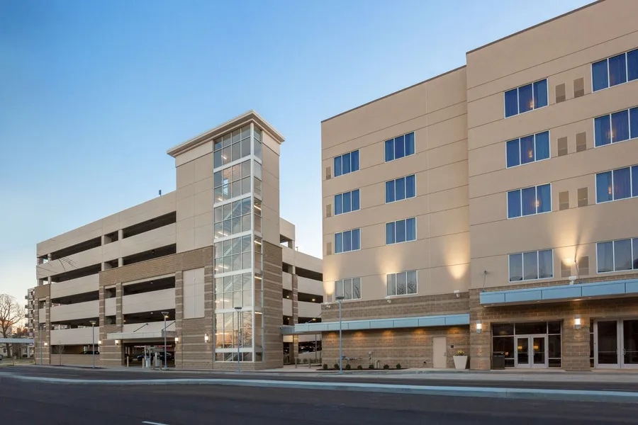 DoubleTree by Hilton Evansville hotel detail image 2