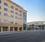 DoubleTree by Hilton Evansville hotel detail image 3