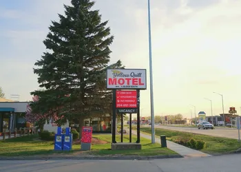 Yellow Quill Motel hotel thumbnail 6