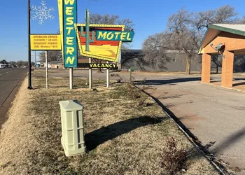 Western Motel hotel thumbnail 2