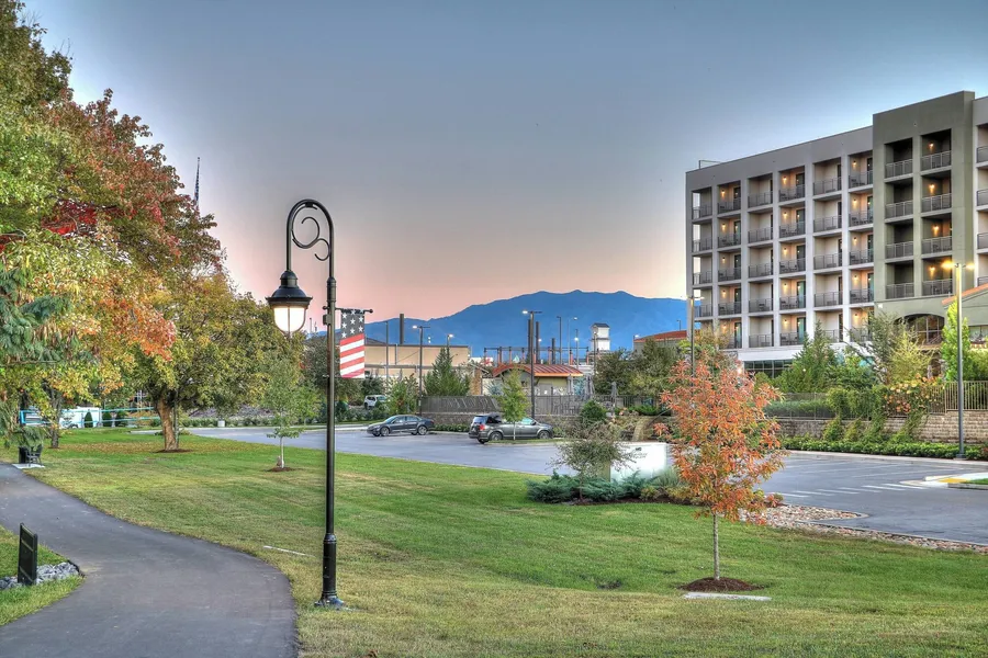 Courtyard by Marriott Pigeon Forge hotel detail image 2