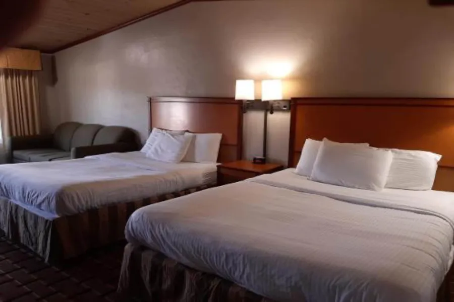 Anchor Bay Inn hotel detail image 6