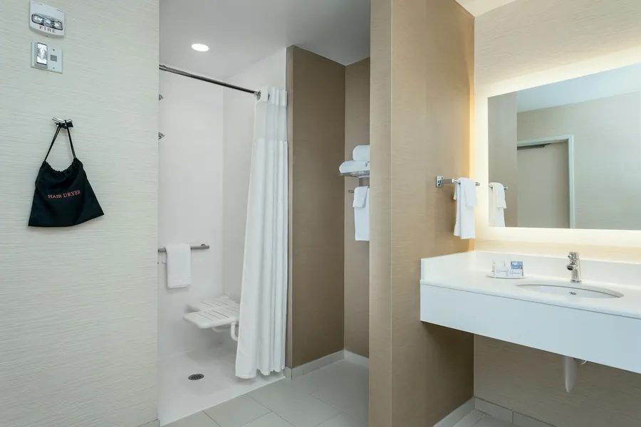 Fairfield Inn & Suites by Marriott Tacoma DuPont hotel detail image 6