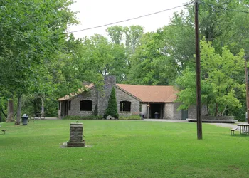 General Butler State Resort Park hotel thumbnail 2