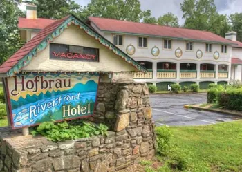 Hofbrau Riverfront Hotel hotel thumbnail 8