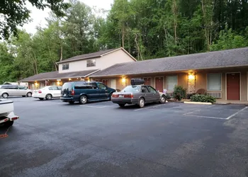 Chatuge Mountain Inn hotel thumbnail 7