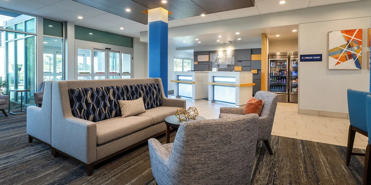 Holiday Inn Express & Suites Greenwood Mall by IHG hotel detail image 6
