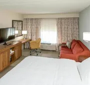 Hampton Inn & Suites Yonkers - Westchester hotel detail image 4