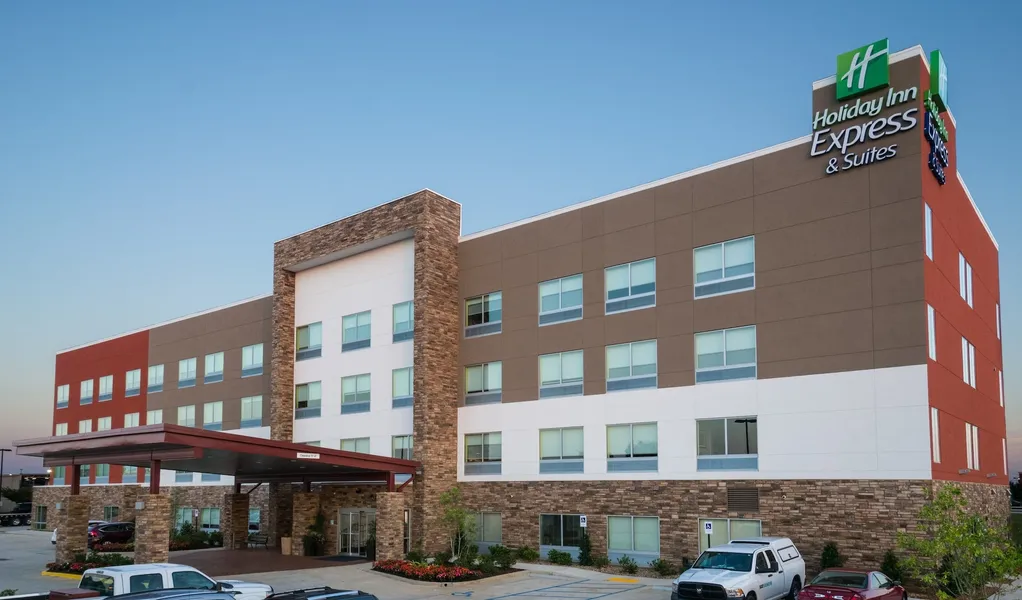 Holiday Inn Express & Suites Southaven Central - Memphis by IHG hotel detail image 2