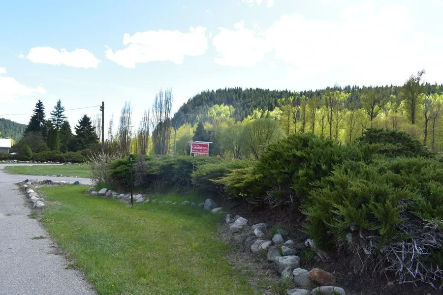 Greenview Motel and RV Park hotel detail image 6