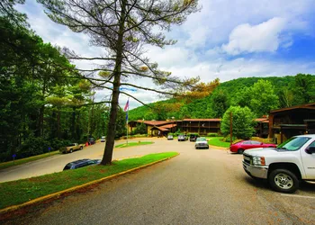 Jenny Wiley State Resort Park hotel thumbnail 2