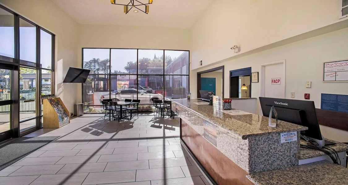 SureStay Plus Hotel by Best Western Sacramento North hotel detail image 6
