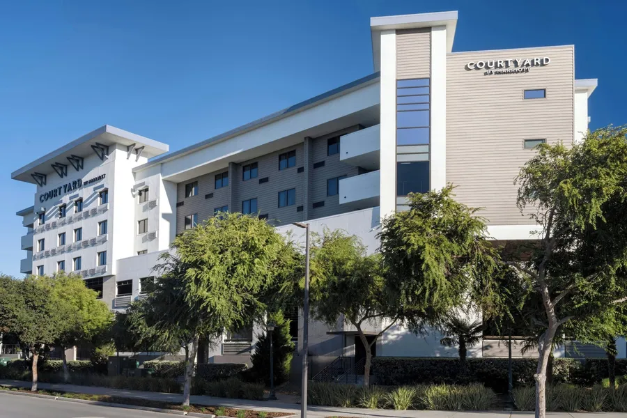 Courtyard by Marriott Redwood City hotel detail image 2
