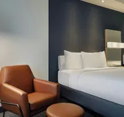 Courtyard by Marriott Redwood City hotel detail image 7
