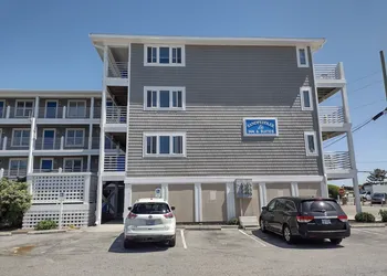 Sandpeddler Inn & Suites hotel thumbnail 7