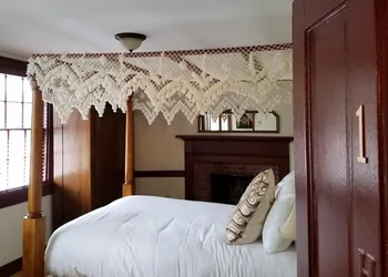 Washington Inn and Tavern hotel thumbnail 7