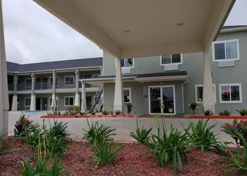 Scottish Inns & Suites hotel thumbnail 5