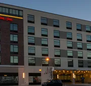 Hampton Inn Chicago North-Loyola Station hotel detail image 4