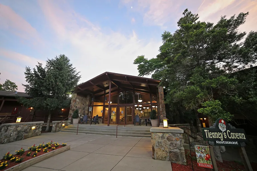 Carter Caves State Resort Park hotel detail image 2