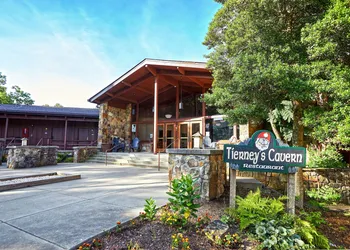 Carter Caves State Resort Park hotel thumbnail 3