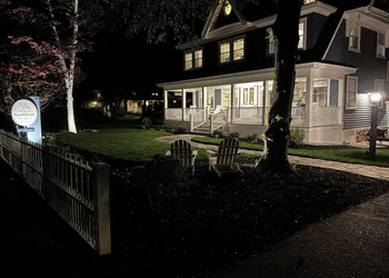 The Harbor Inn hotel thumbnail 3