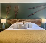Queen Regent hotel detail image 4