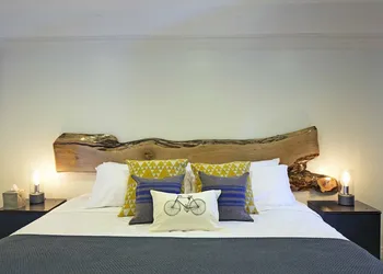 Queen Regent hotel thumbnail 7