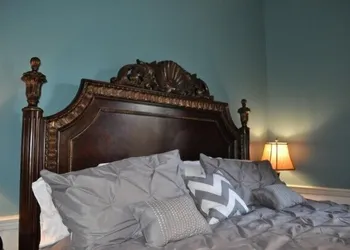 Early Inn at the Grove hotel thumbnail 2