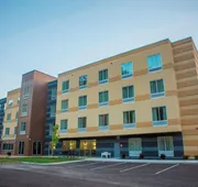Fairfield Inn & Suites Cambridge hotel detail image 3