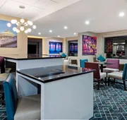 La Quinta Inn & Suites by Wyndham New Cumberland-Harrisburg hotel detail image 5