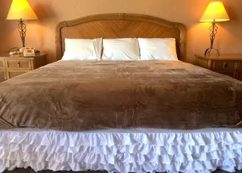 Connell Inn and Suites hotel thumbnail 6