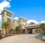 La Quinta Inn & Suites by Wyndham Lake Charles - Westlake hotel detail image 4