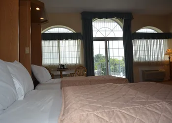 Riveredge Resort hotel thumbnail 5
