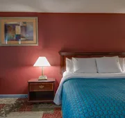Americas Best Value Inn Hayward hotel detail image 3