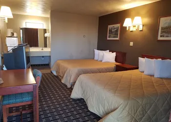 Travelodge by Wyndham Evanston hotel thumbnail 6