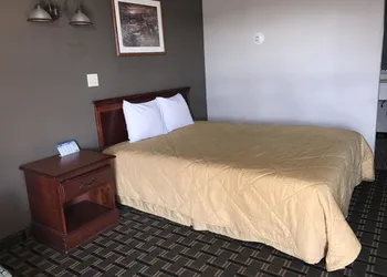 Travelodge by Wyndham Evanston hotel thumbnail 7