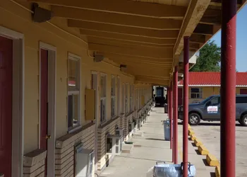 Carrizozo Inn hotel thumbnail 8