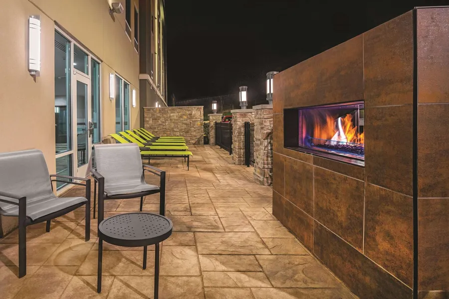 La Quinta Inn & Suites by Wyndham Cleveland near Lee Univ hotel detail image 6