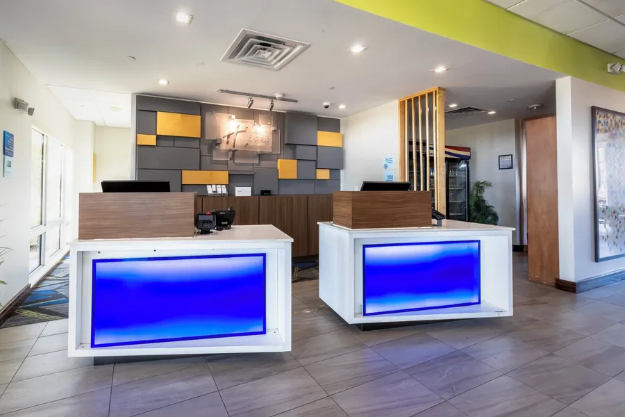 Holiday Inn Express & Suites Dallas Northeast - Arboretum by IHG hotel detail image 6