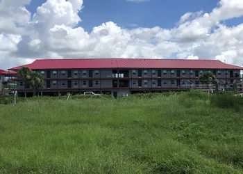 Sun Coast Inn hotel thumbnail 7