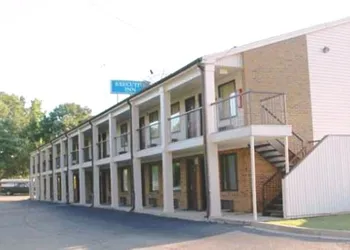 Executive Inn hotel thumbnail 6