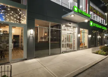 Wyndham Garden LaGuardia South hotel thumbnail 3
