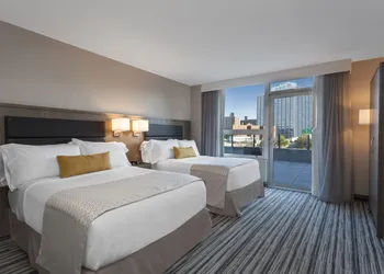 Wyndham Garden LaGuardia South hotel thumbnail 8