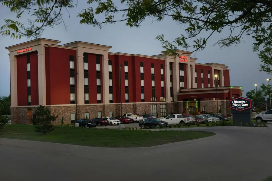Hampton Inn & Suites Ponca City hotel detail image 2