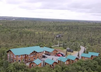 Alaska's Gold Creek Lodge hotel thumbnail 2
