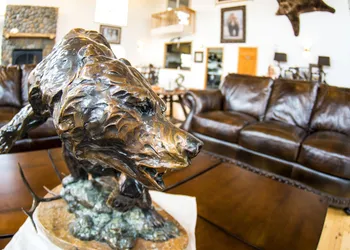 Alaska's Gold Creek Lodge hotel thumbnail 6