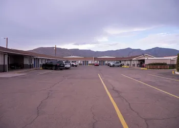 Budget Inn hotel thumbnail 8