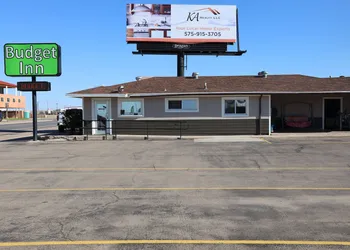 Budget Inn hotel thumbnail 2